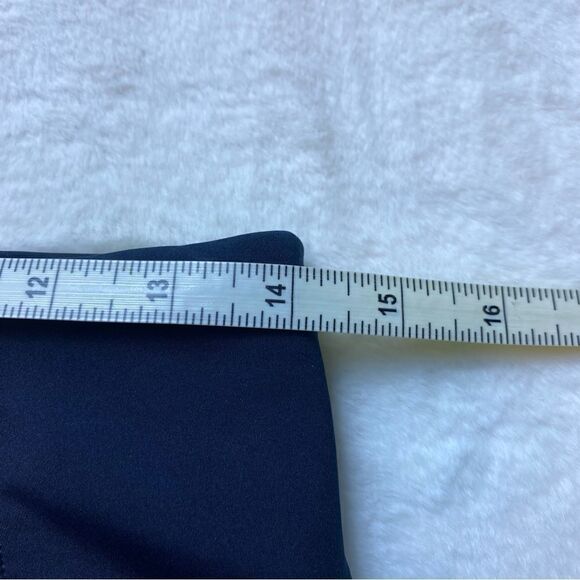 Athleta Velocity Blue Green White Color Block Capri Leggings Size Small - Picture 9 of 11